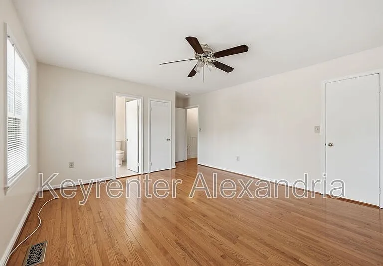 8239 Doctor Craik Ct — Photo 19