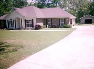 175 S Shady Ln, Dothan, AL 36305