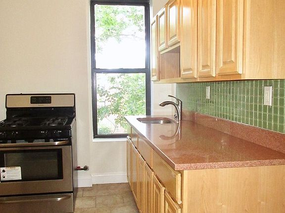 2nd image of 685 Sterling Pl #4B
