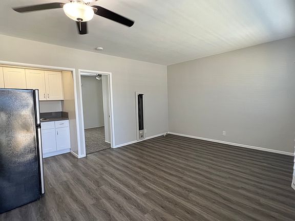 4th image of 5711 E 2nd St #7