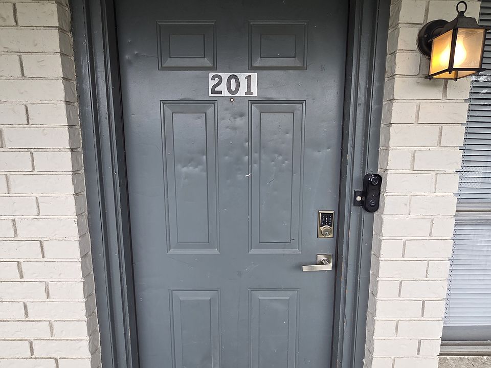 1st image of 601 Harbour Ave #201