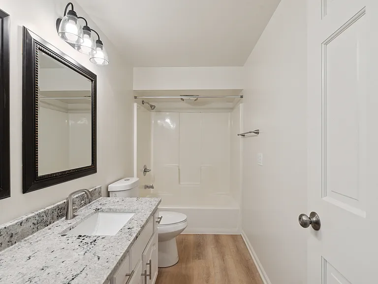2410 Wealdstone Rd — Photo 12