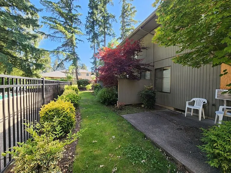 4838 SW Murray Blvd — Photo 20
