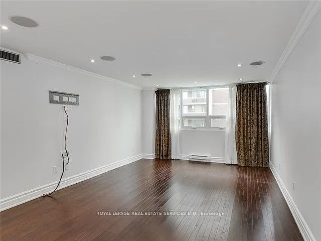 71 Charles St E #Penthouse 1605 — Photo 15
