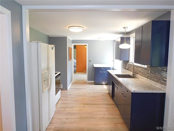 5th image of 5085 Brookfield Ln