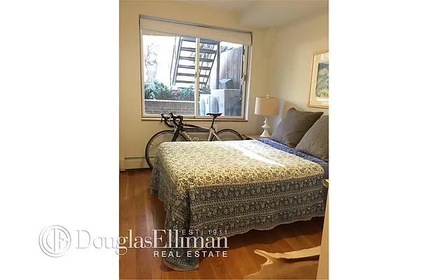 Rented by Douglas Elliman | media 36