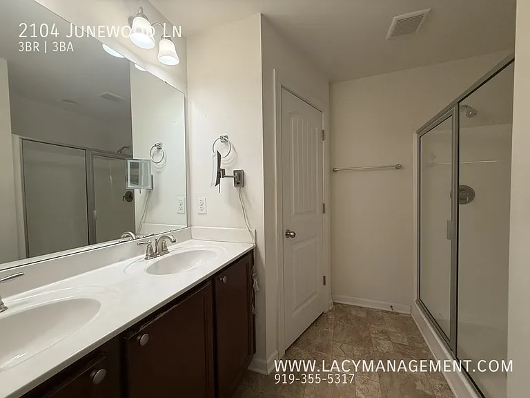 2104 Junewood Ln — Photo 17