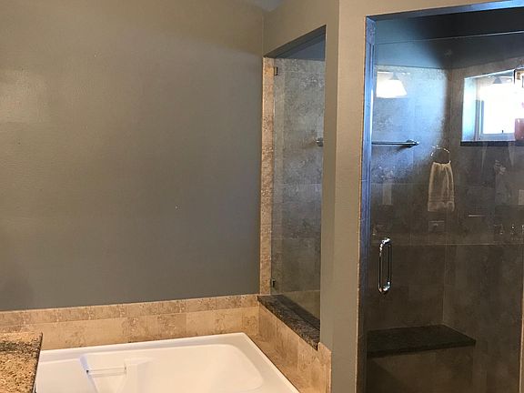 4th image of 309 Tavernier Dr