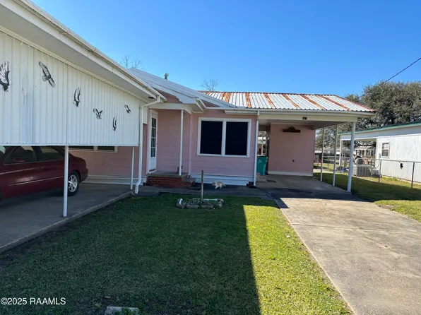 587 Main St, Arnaudville, LA 70512