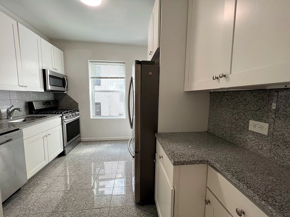 1st image of 4514 43rd St APT 1D
