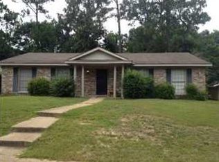 5520 Vanderbilt Dr N, Mobile, AL 36608
