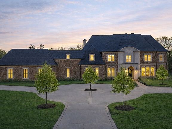 3rd image of 2122 Old Hickory Blvd