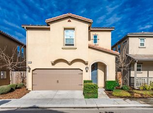 6046 E Scenic Way, Fresno, CA