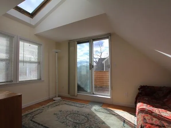 37 Sherman St #B, Cambridge, MA 02138