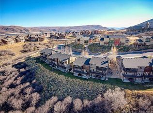 1424 W Hailstone Dr, Heber, UT 84032