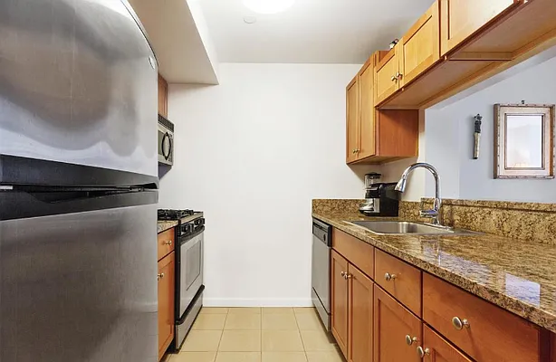 Rented by Compass | media 27