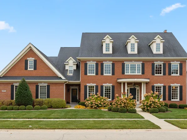 5N226 Prairie Lakes Blvd, Saint Charles, IL 60175