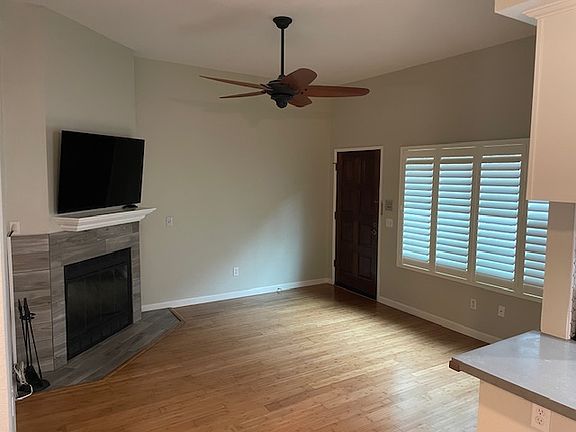 Entry and Living Room (14ft x 14ft)