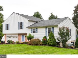 1402 Robin Rd, East Fallowfield, PA 19320