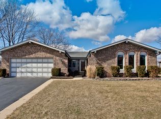 640 W Peregrine Dr, Palatine, IL