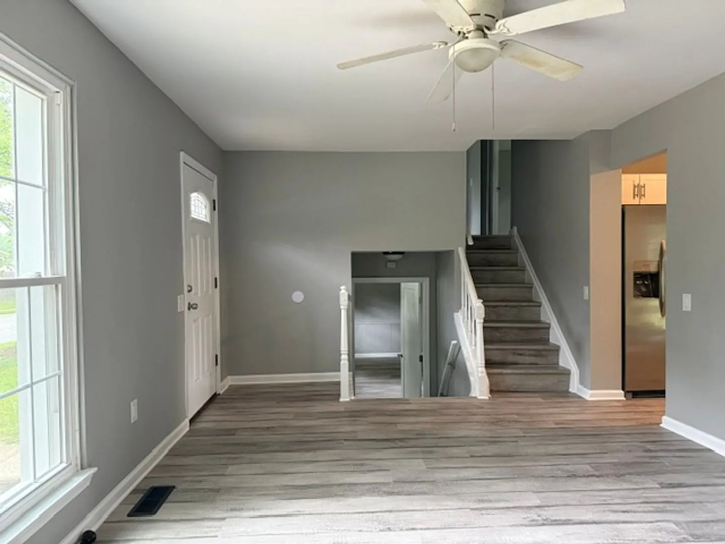 1038 Bannister Circle — Photo 3