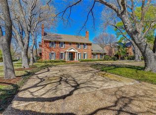 6207 Park Ln, Dallas, TX 75225