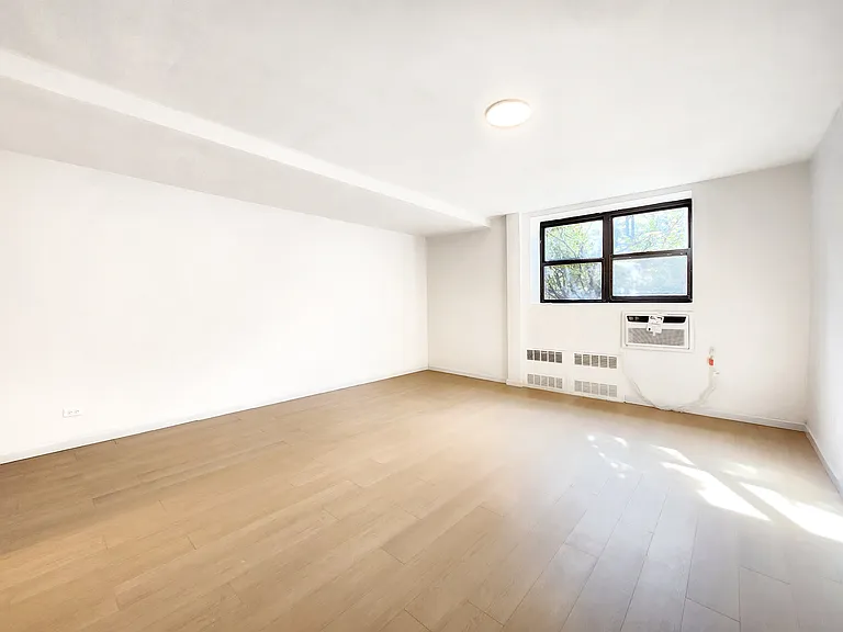 53-11 90th St #1C — Photo 2