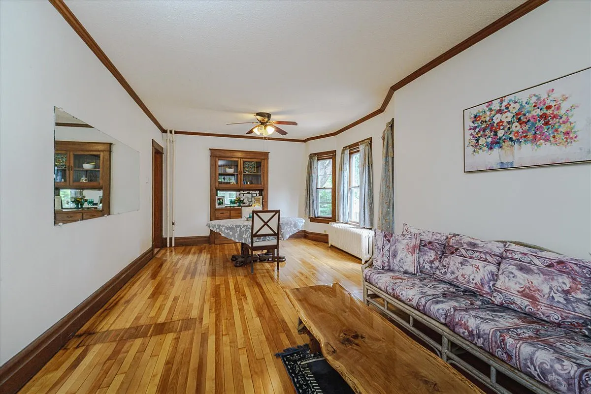 Minnehaha Ave W, Saint Paul — Photo 3