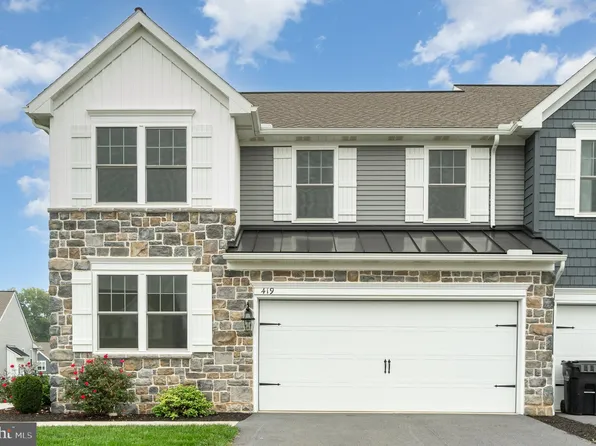 419 Mayapple Dr, Annville, PA 17003