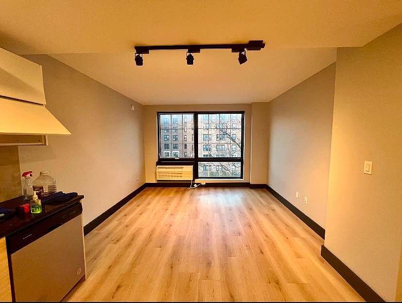 1st image of 88 Linden Blvd APT 8B