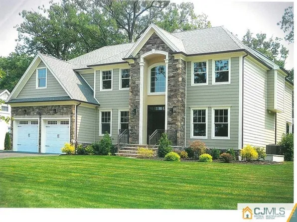 2B Genova Ct, Edison, NJ 08817