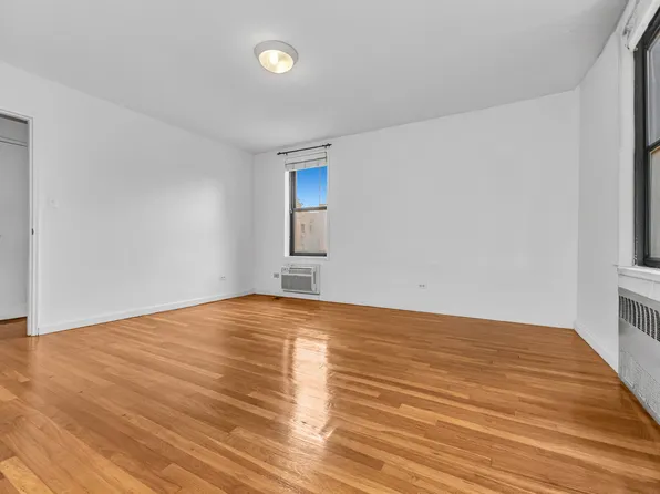 63-95 Austin Street image 3 of 6