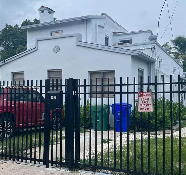1053 NW 30th St