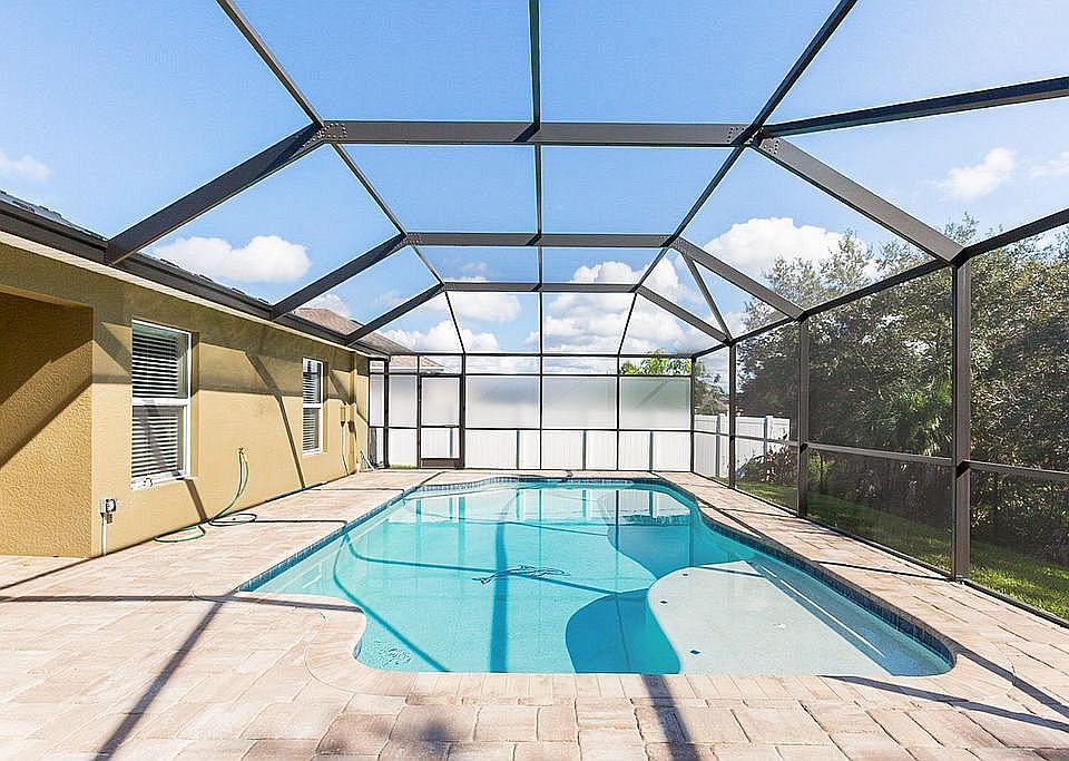 Beautiful Pool Area