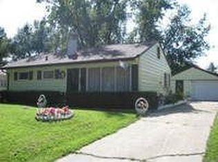 3 Meadow Ln, Jacksonville, IL 62650