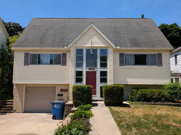2459 Goddard Rd, Toledo, OH 43606