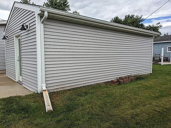5th image of this home