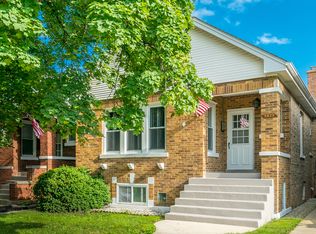 5833 W Eastwood Ave, Chicago, IL 60630