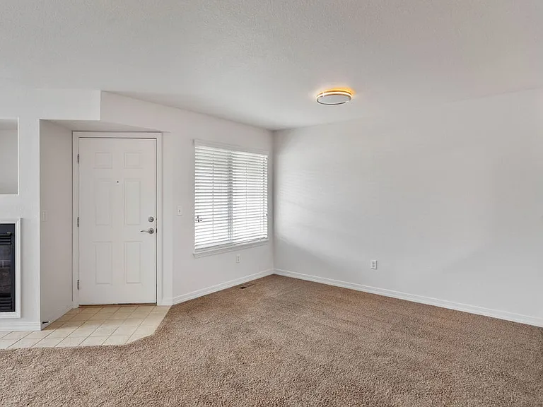 5550 Corbett Dr E #30 — Photo 7