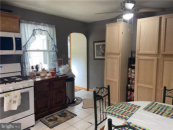 5th image of 5 Radcliff Ave