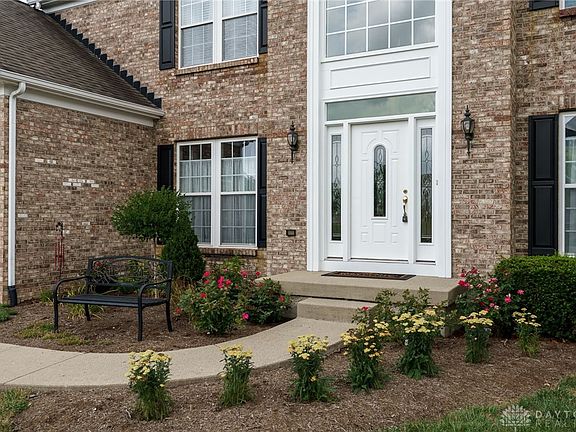 3rd image of 223 Summerford Pl