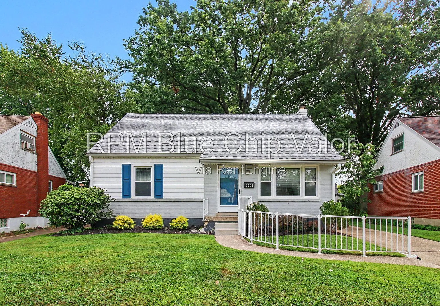 3 bed, 2.0 bath, $2,225 — Photo 1