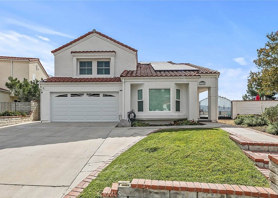 1st image of 13900 Pickadilly Pl