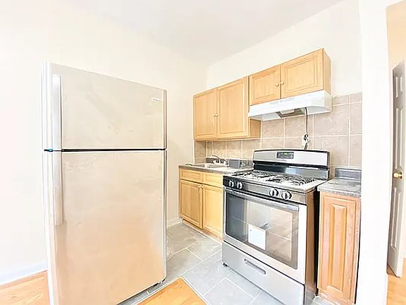 2nd image of 150 W 140th St APT 4L