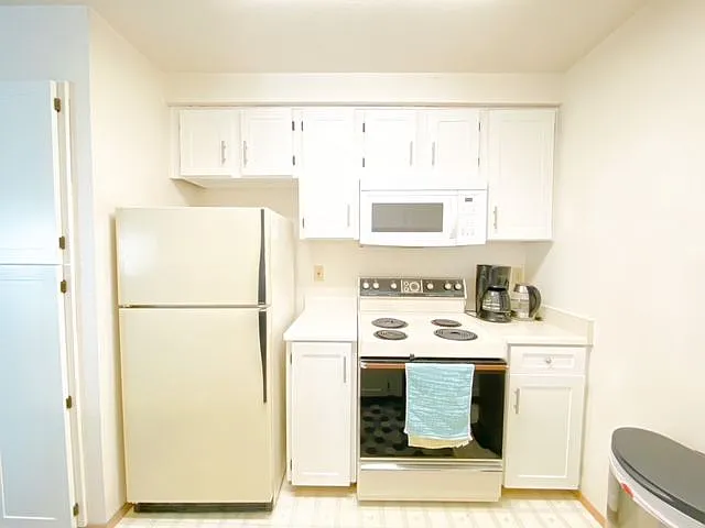 4727 Ravenna Ave NE #401 — Photo 18