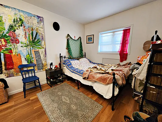 Rented by Compass | media 9