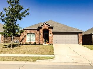 217 Rawhide St, Waxahachie, TX 75165