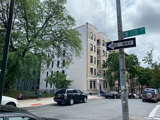 Rented by Corcoran | media 19