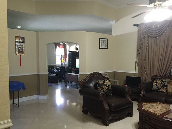 3rd image of 4916 NW 52nd Ave