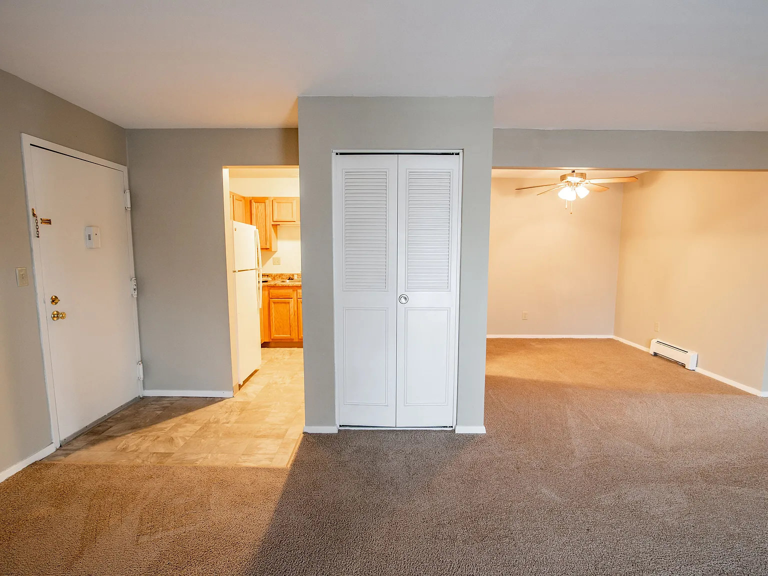 Harborside Manor — Photo 2